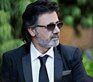 معین وقتی نیستی