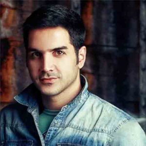 محسن یگانه دلسرد