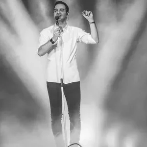 محسن یگانه جاده