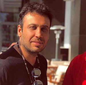 محسن چاوشی پریشان