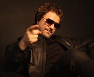 منصور کوتاه نمیام