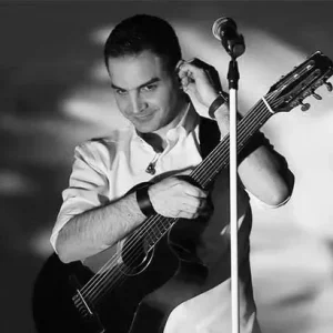 محسن یگانه نمی‌زارم خسته شی