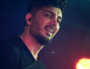 فرزاد فرزین گوشی