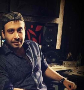 محسن چاوشی با من بمون